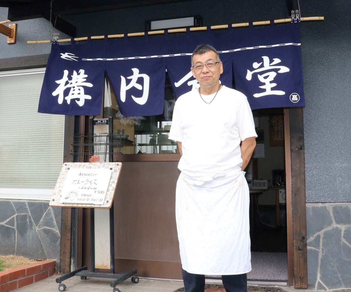 食堂 多度津 駅