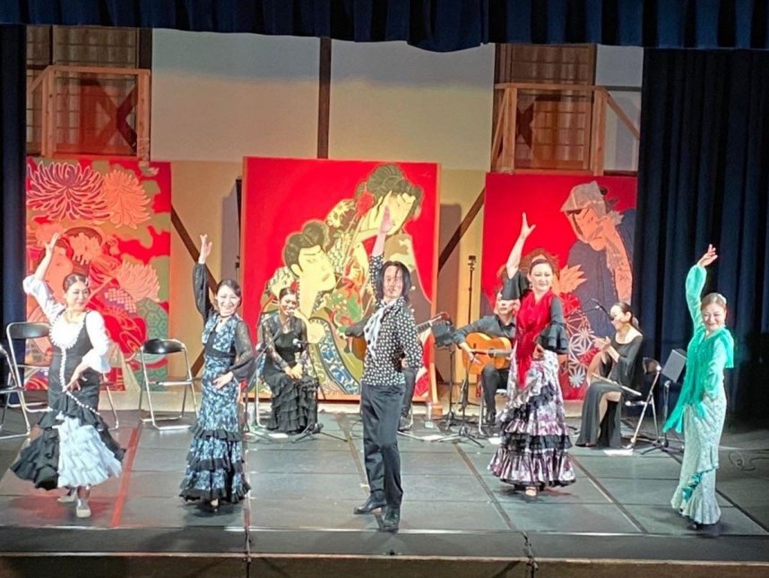 昨年、徳島県で行われた「日本に恋した、フラメンコ」の公演の一場面（資料）