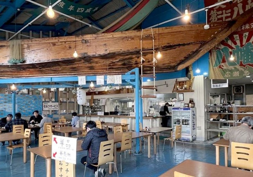２７日で閉店する「いただきさんの海鮮食堂」＝香川県高松市茜町