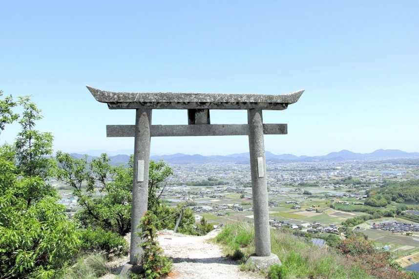 三 木町 天空 の 鳥居