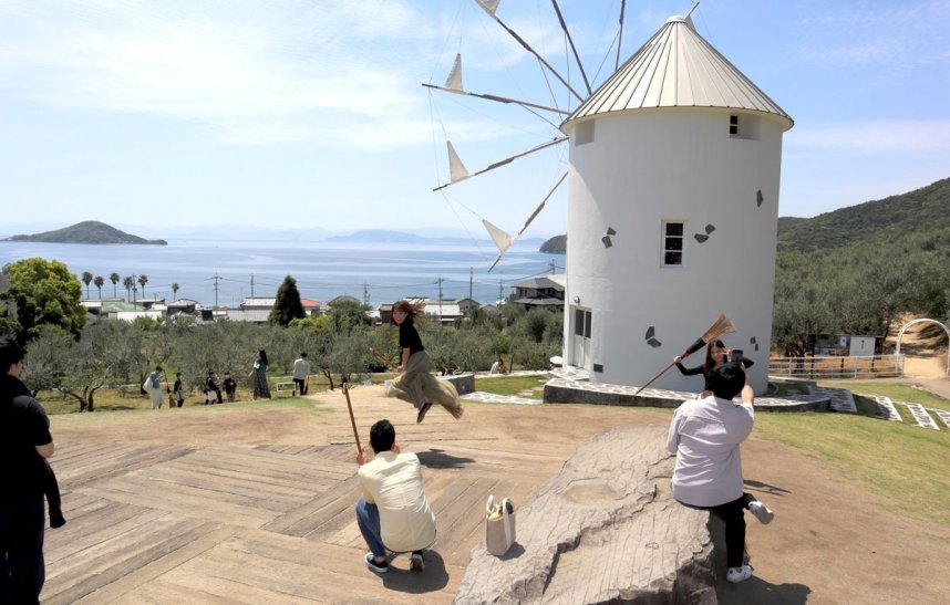 行ってみたい遊べる道の駅ランキングで３位に入った「小豆島オリーブ公園」