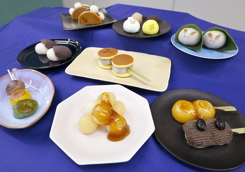県産食材をふんだんに使用した「さぬきの月見だんご」