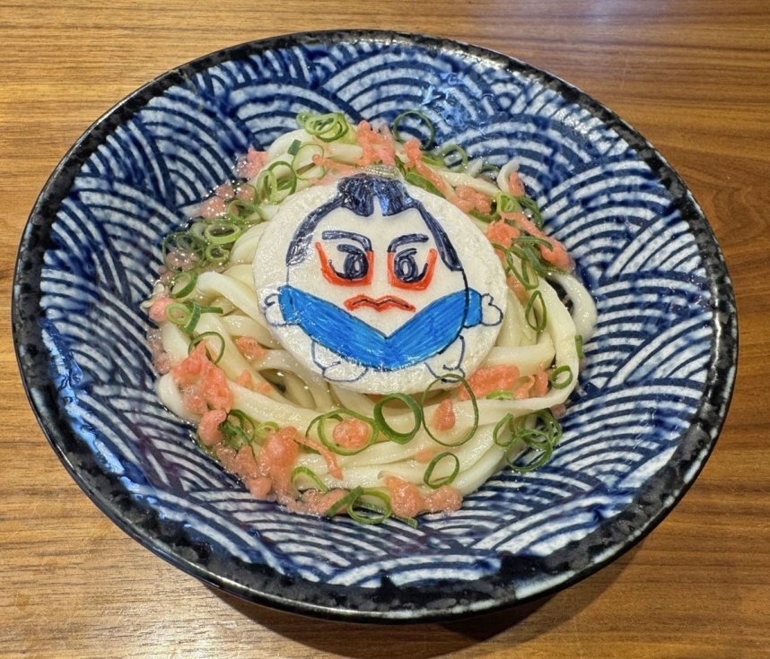 琴平町のキャラクターを使用した「こんぴーくんうどん」