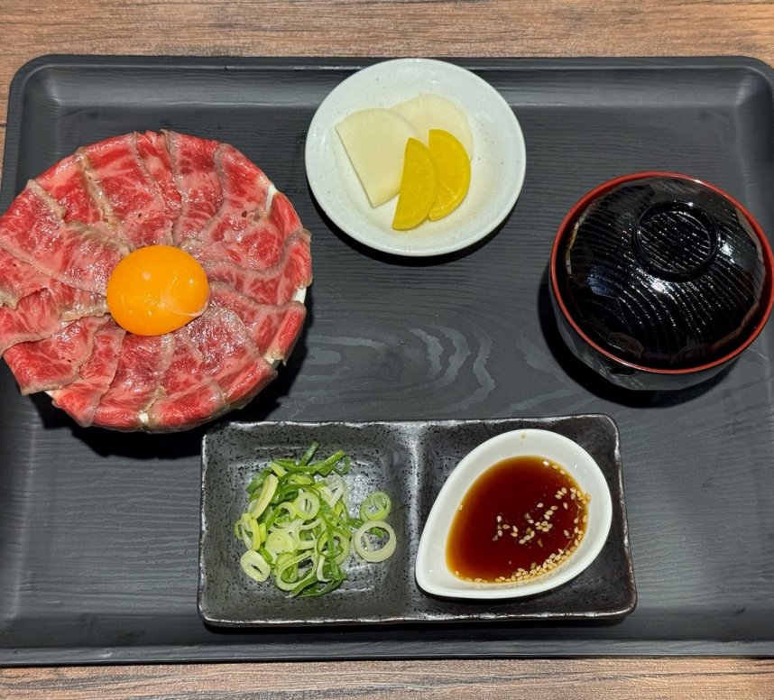 ローストビーフ丼