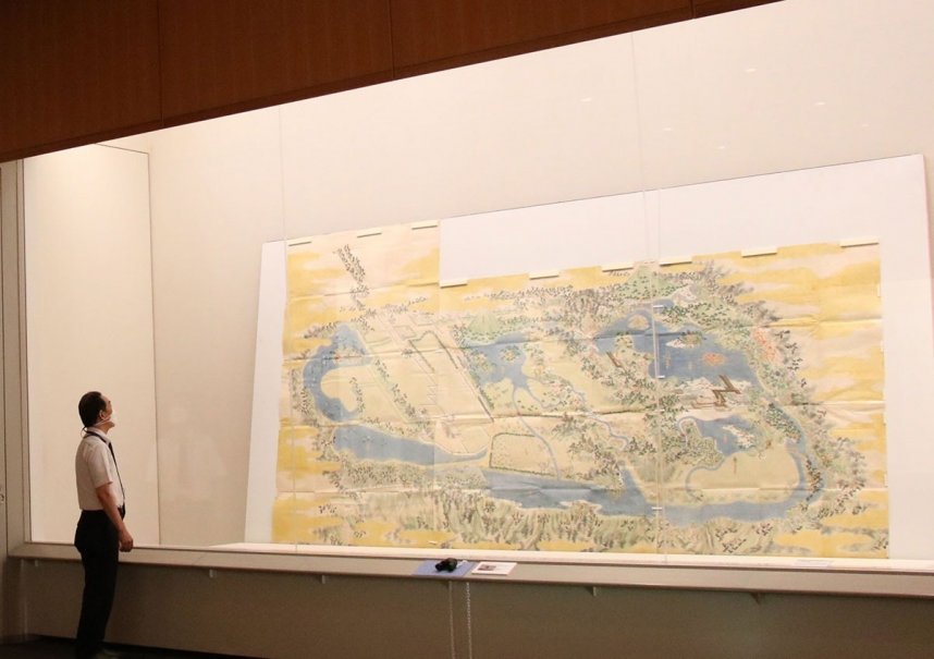 西側の上空から見下ろしたときの栗林荘の様子を伝える絵図＝香川県高松市玉藻町、県立ミュージアム