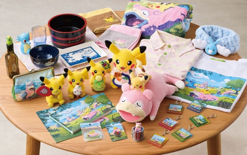 ポケモンセンターカガワのオープン記念グッズ（©２０２５　Ｐｏｋéｍｏｎ．　©１９９５－２０２５　Ｎｉｎｔｅｎｄｏ／Ｃｒｅａｔｕｒｅｓ　Ｉｎｃ．／ＧＡＭＥ　ＦＲＥＡＫ　ｉｎｃ．ポケットモンスター・ポケモン・Ｐｏｋéｍｏｎは任天堂・クリーチャーズ・ゲームフリークの登録商標です。）