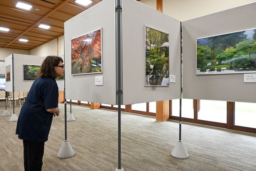 栗林公園と交流のある海外の日本庭園を紹介するパネル展