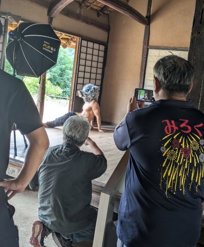 ９月に開催したプレ企画の撮影風景＝香川県さぬき市大川町、旧恵利家住宅