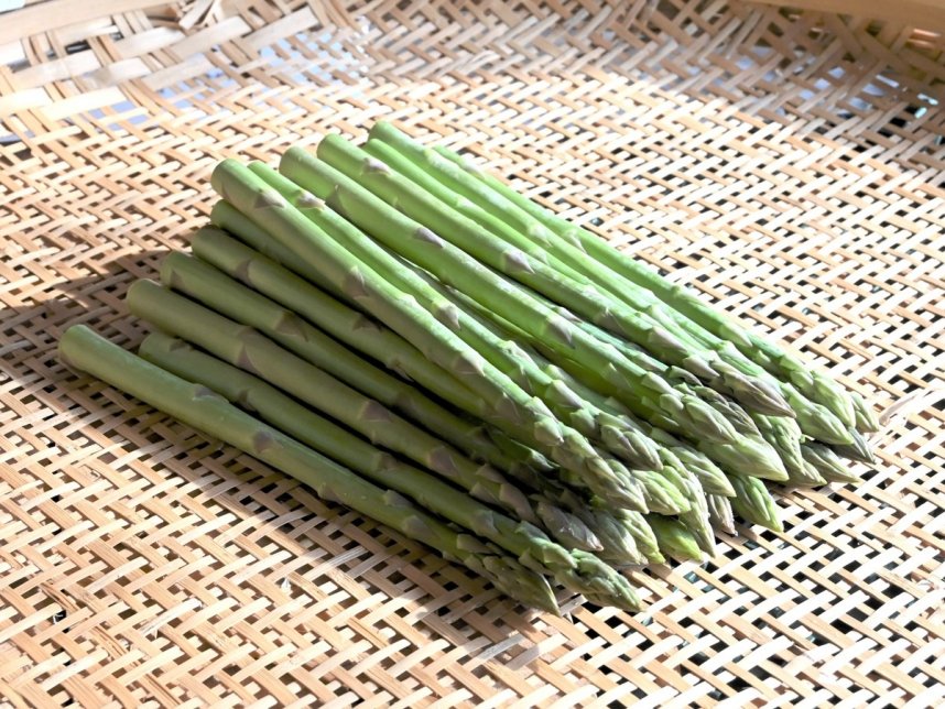 いまの時季の一押しは丸亀の農家が育てたアスパラ。野菜本来のうまみと甘みがしっかりしている