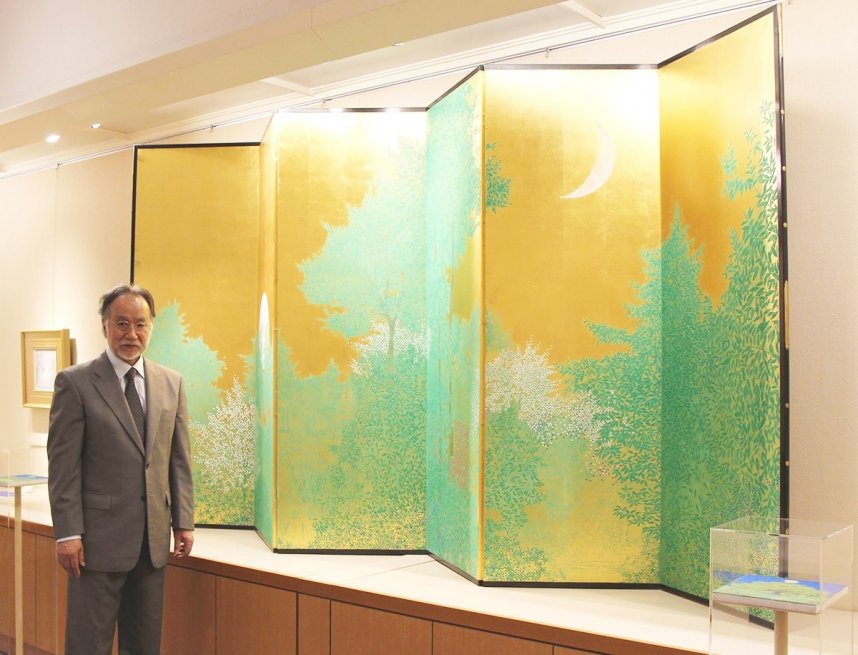 幻想的な風景画が並ぶ福王寺の個展＝香川県高松市内町、高松三越美術画廊