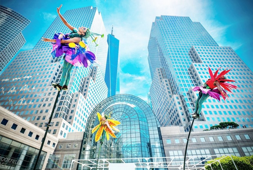 スウェイ・プロダクションズのパフォーマンス「Ｂｌｏｏｍ！」のイメージ